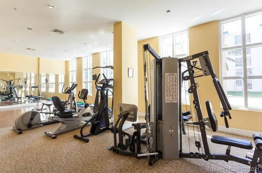 17555 Atlantic Blvd # 1003, Sunny Isles Beach FL 33160 photo 3