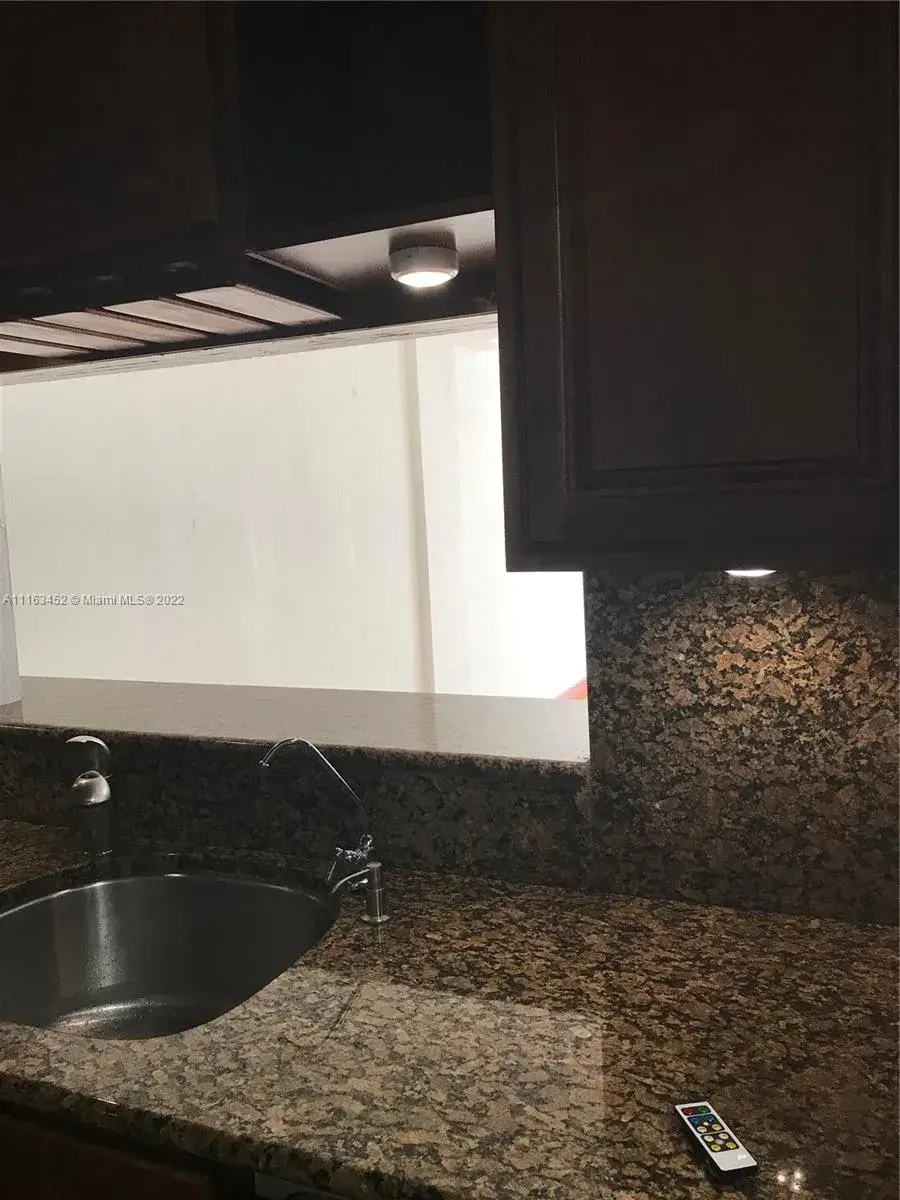 6709 N Kendall Dr # 219, Pinecrest FL 33156
