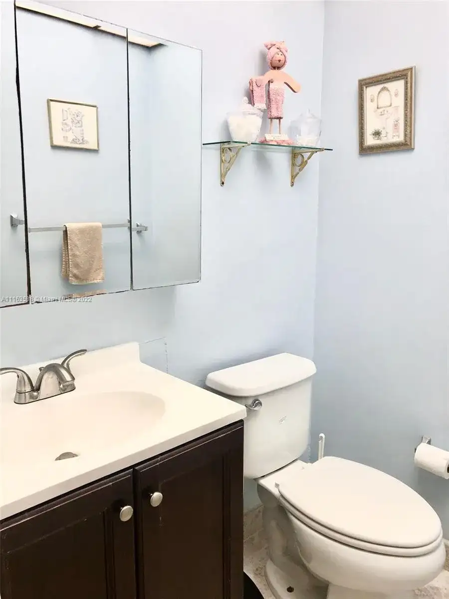 200 172nd St # 222, Sunny Isles Beach FL 33160 photo 5