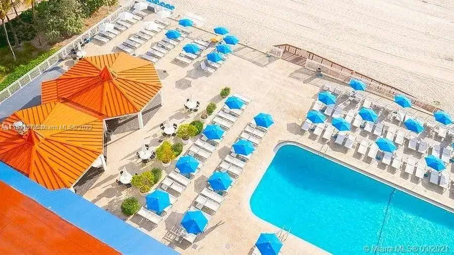 19201 Collins Ave # 428, Sunny Isles Beach FL 33160 photo 4