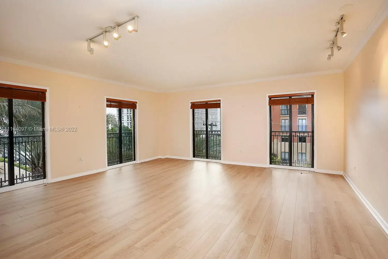 671 Biltmore Way # 402, Coral Gables FL 33134 photo 4