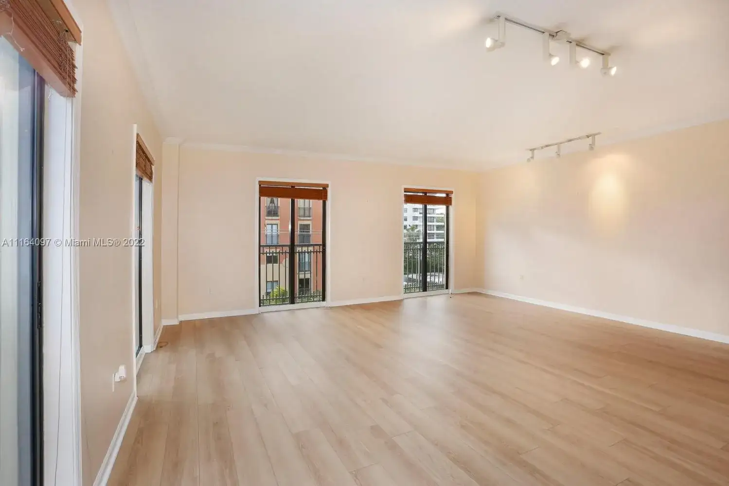 671 Biltmore Way # 402, Coral Gables FL 33134 photo 5