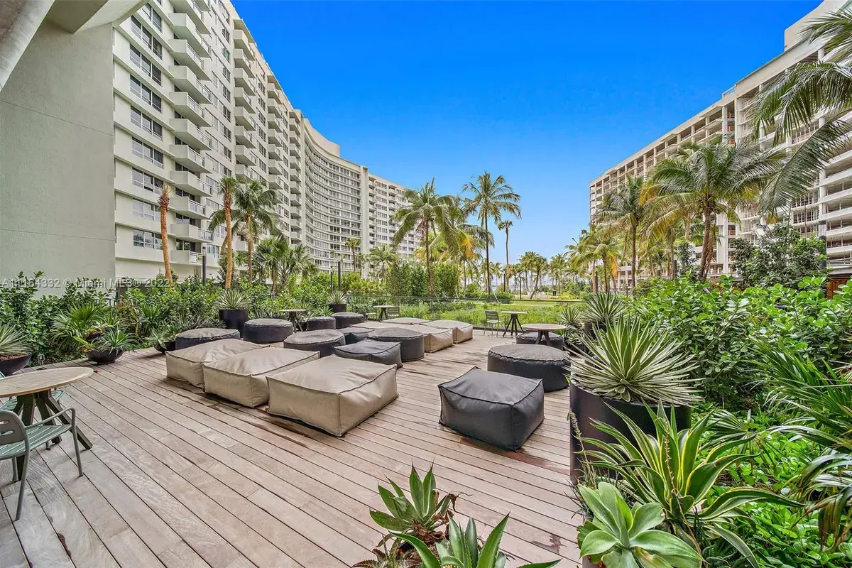 1500 Bay Rd # 0901, Miami Beach FL 33139