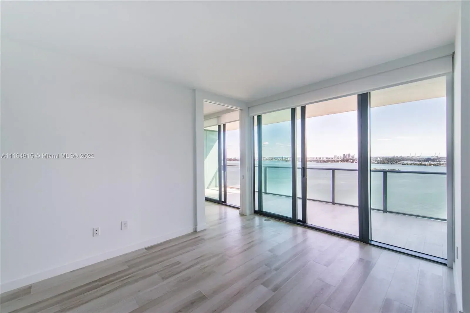 650 NE 32nd St # 2904, Miami FL 33137