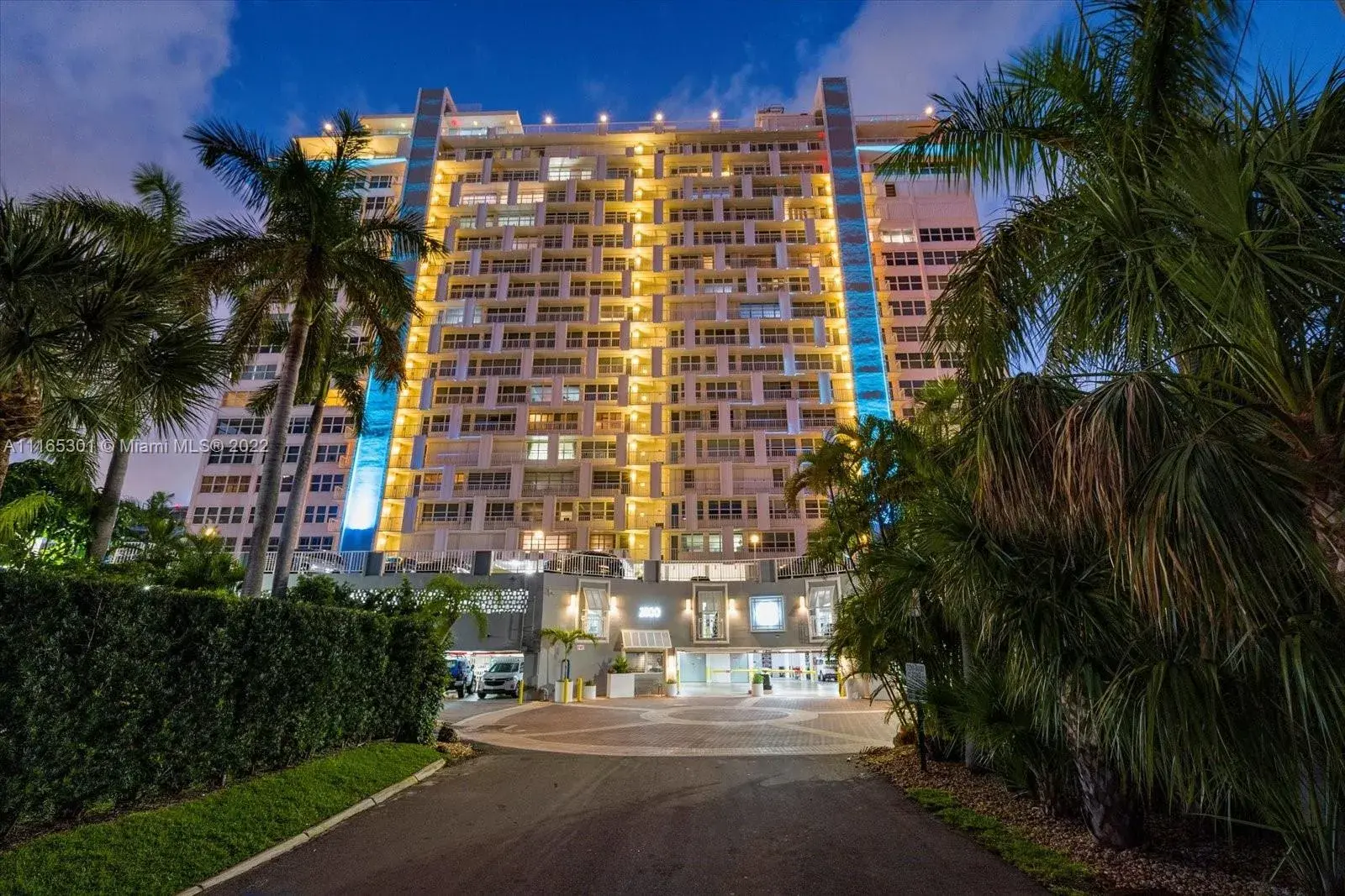 2800 E Sunrise Blvd, Fort Lauderdale FL 33304