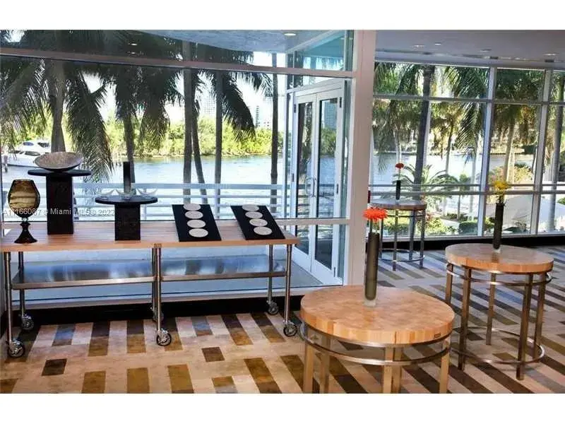 2670 E Sunrise Blvd # 823, Fort Lauderdale FL 33304