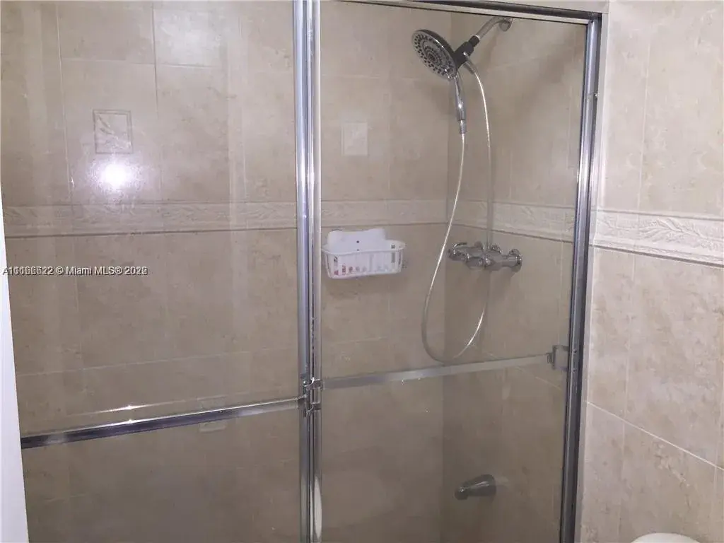 18041 Biscayne Blvd # 702, Aventura FL 33160