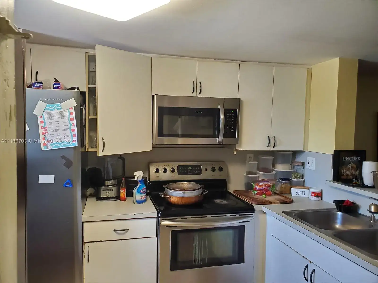 14010 NE 3rd Ct # 1, Miami FL 33161 photo 2