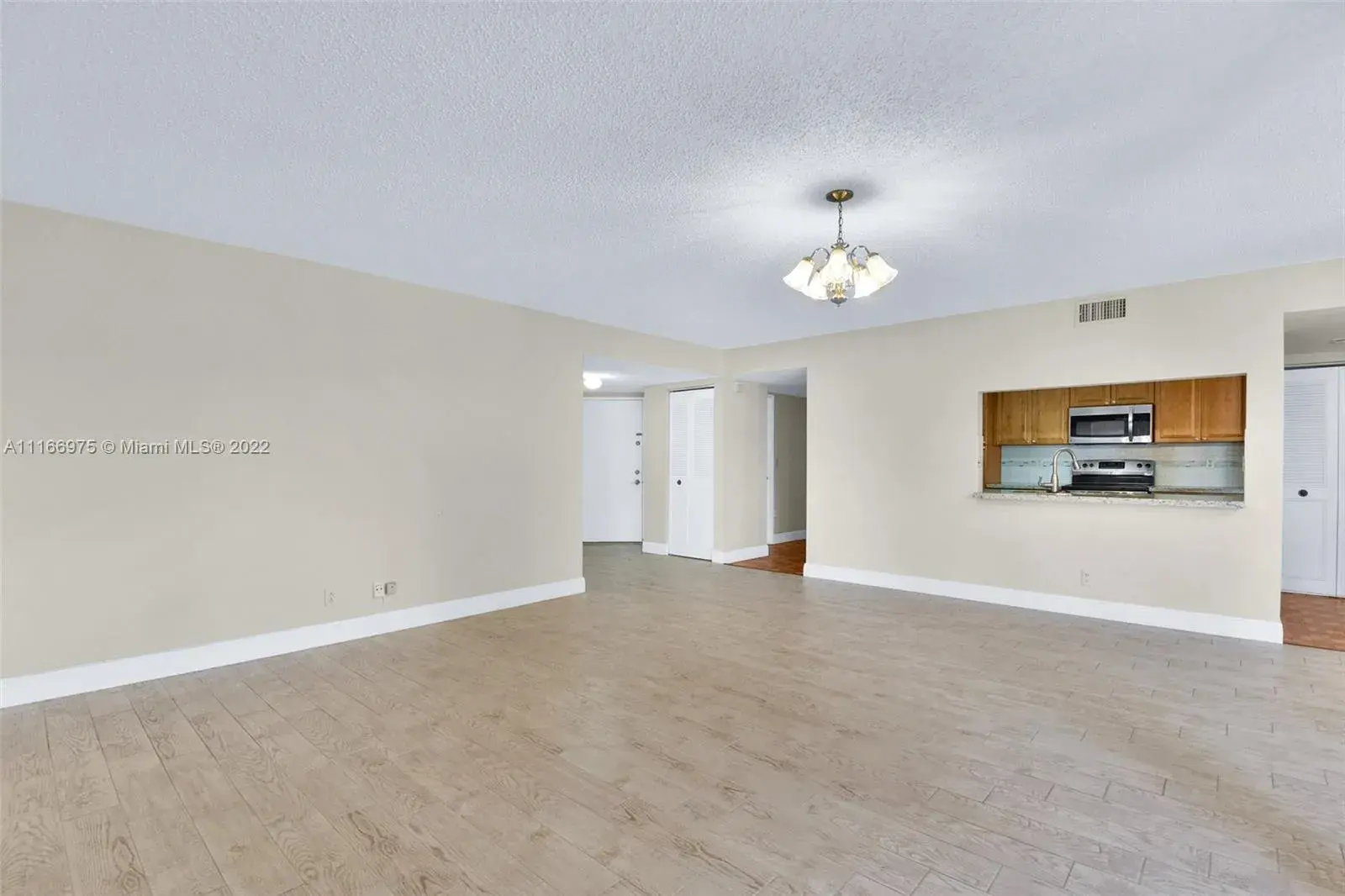 825 Egret Cir # 110, Delray Beach FL 33444