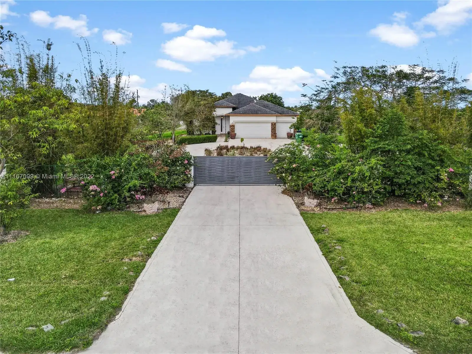 20751 SW 248th St, Homestead FL 33031 photo 3