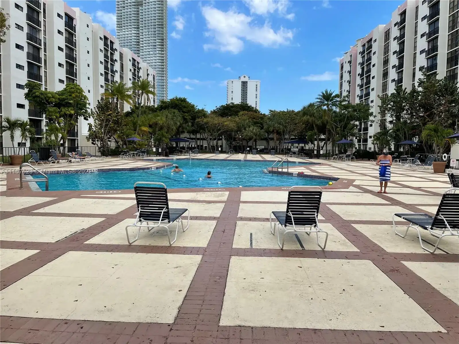 17021 N Bay Rd # 318, Sunny Isles Beach FL 33160 photo 5