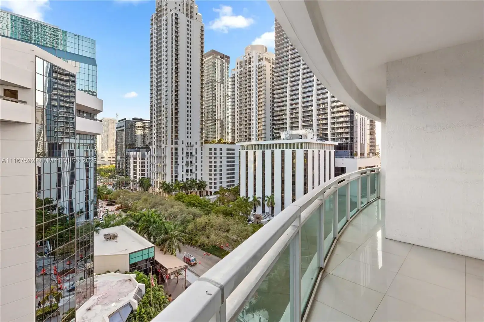 951 Brickell Ave # 1010, Miami FL 33131 photo 2