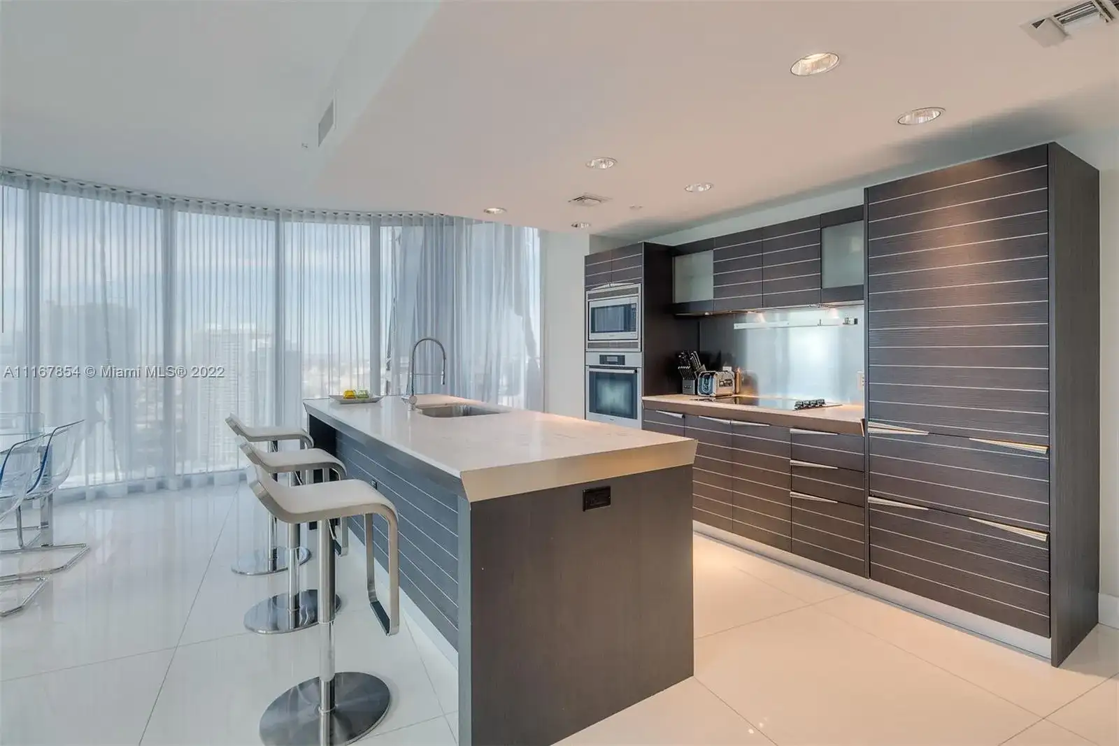 200 Biscayne Boulevard Way # 4202, Miami FL 33131 photo 3