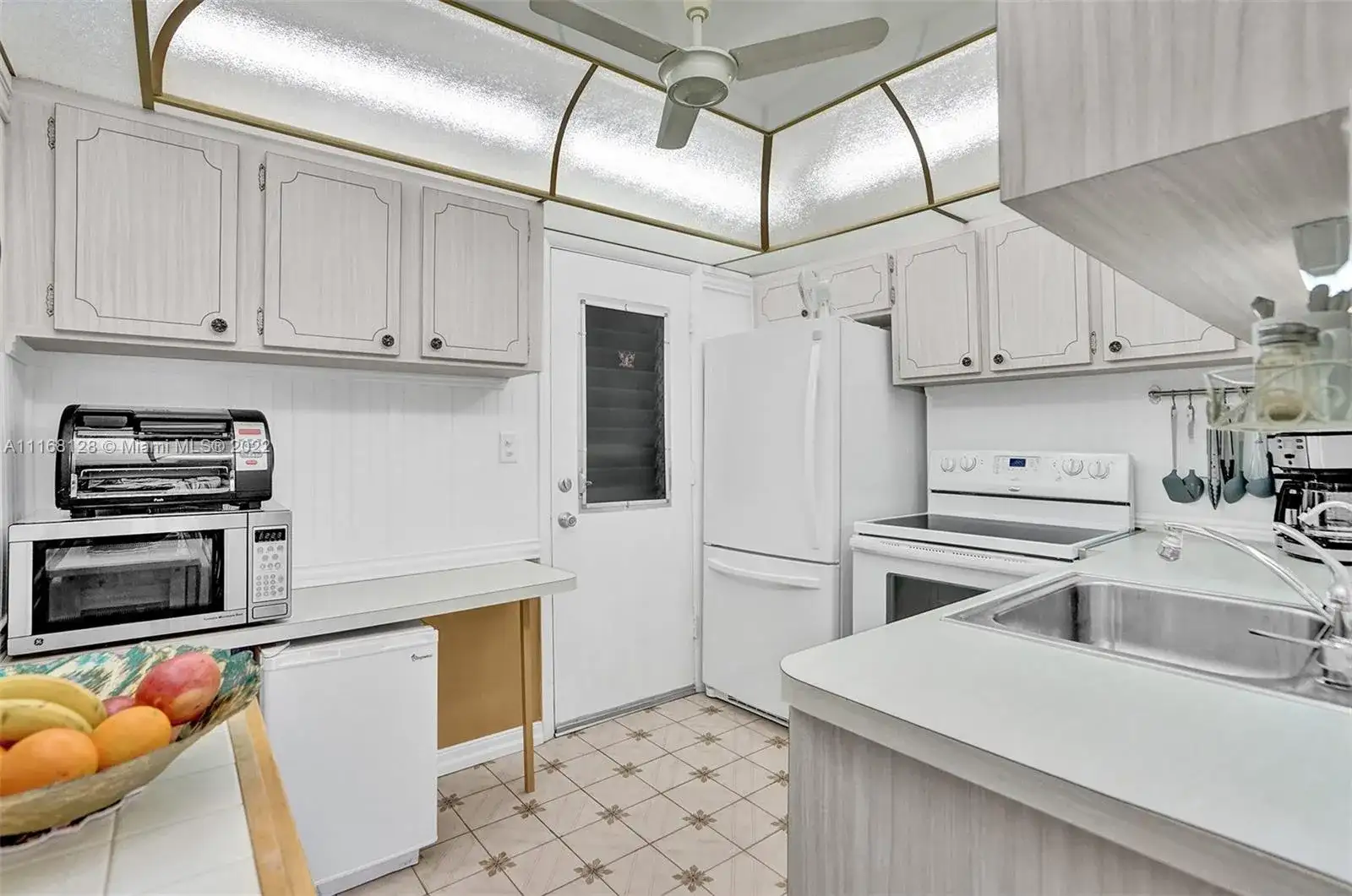 17090 NE 14th Ave # 312, North Miami Beach FL 33162 photo 4