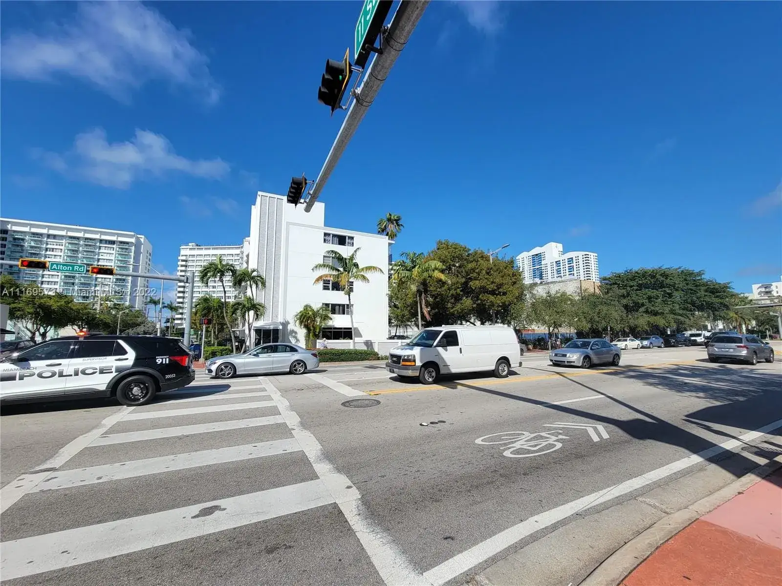 1 bedroom 1 bath Residential for sale at 1100 Alton Rd # 2E, Miami Beach FL 33139