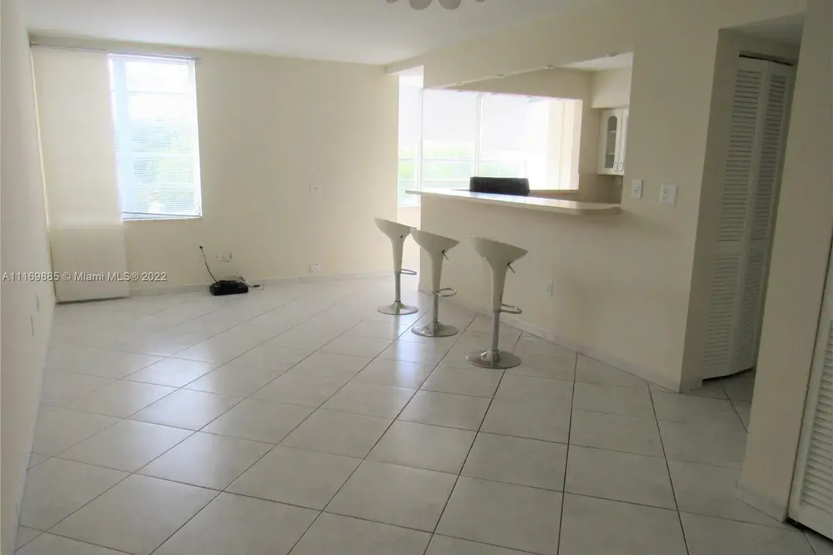 250 180th Dr # 352, Sunny Isles Beach FL 33160