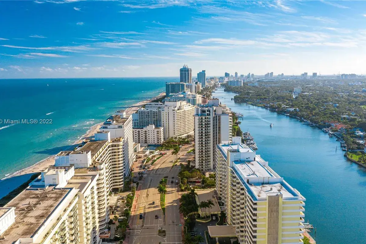 5555 Collins Ave # 10J, Miami Beach FL 33140