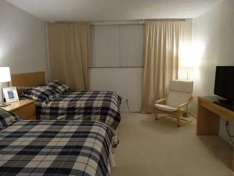 19370 Collins Ave # 207, Sunny Isles Beach FL 33160 photo 2