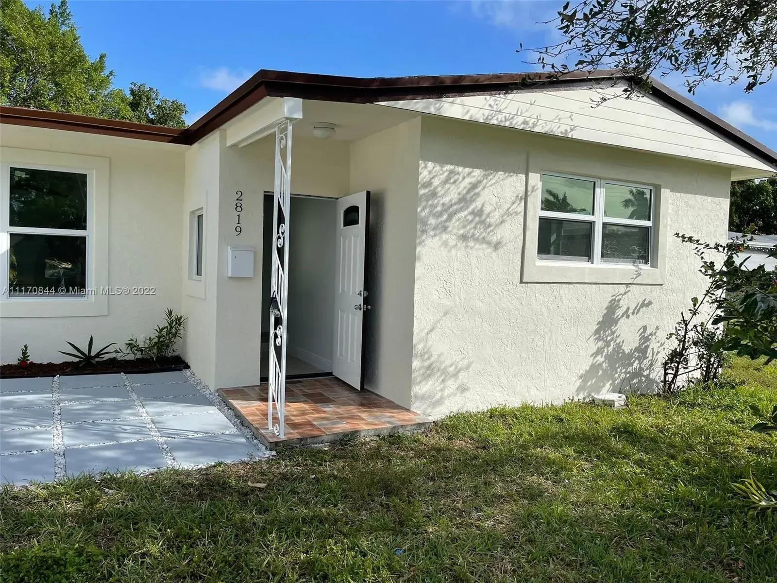 2819 Cleveland St, Hollywood FL 33020