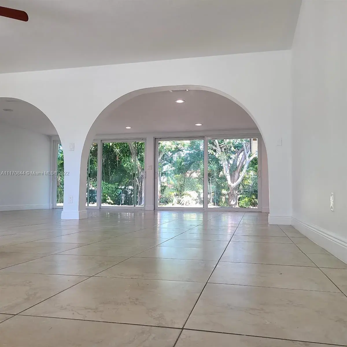 2819 Cleveland St, Hollywood FL 33020