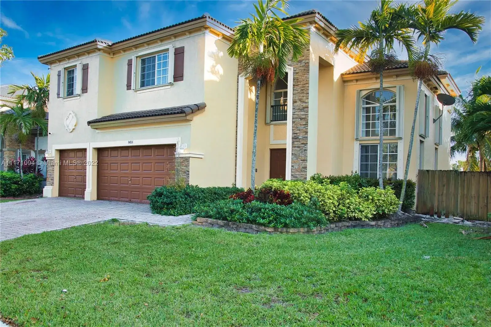 9486 SW 222nd Ln, Cutler Bay FL 33190 photo 3