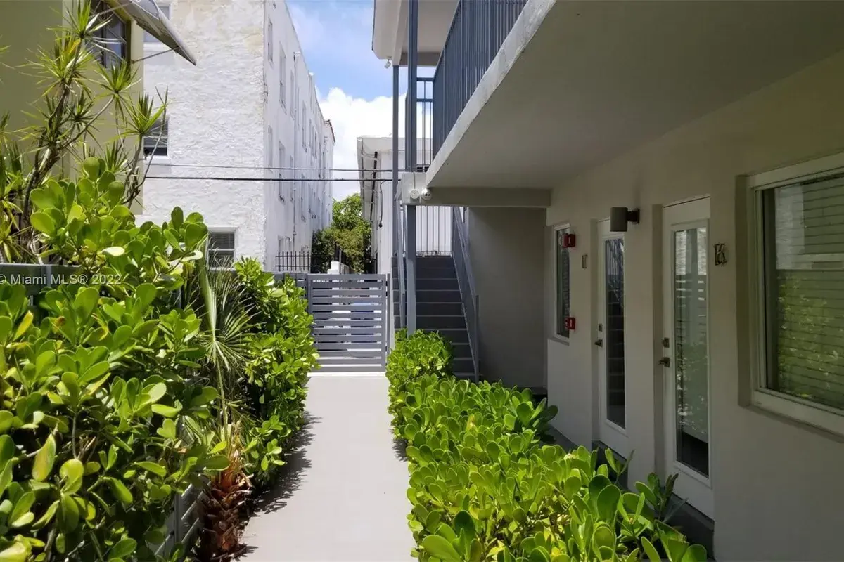 740 Meridian Ave # 12, Miami Beach FL 33139