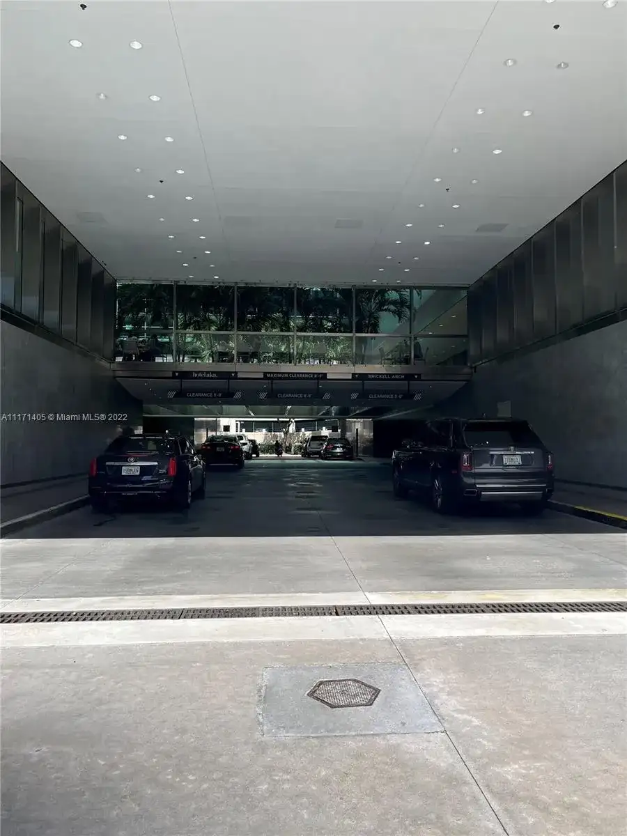 1395 Brickell Ave # 2802, Miami FL 33131 photo 3