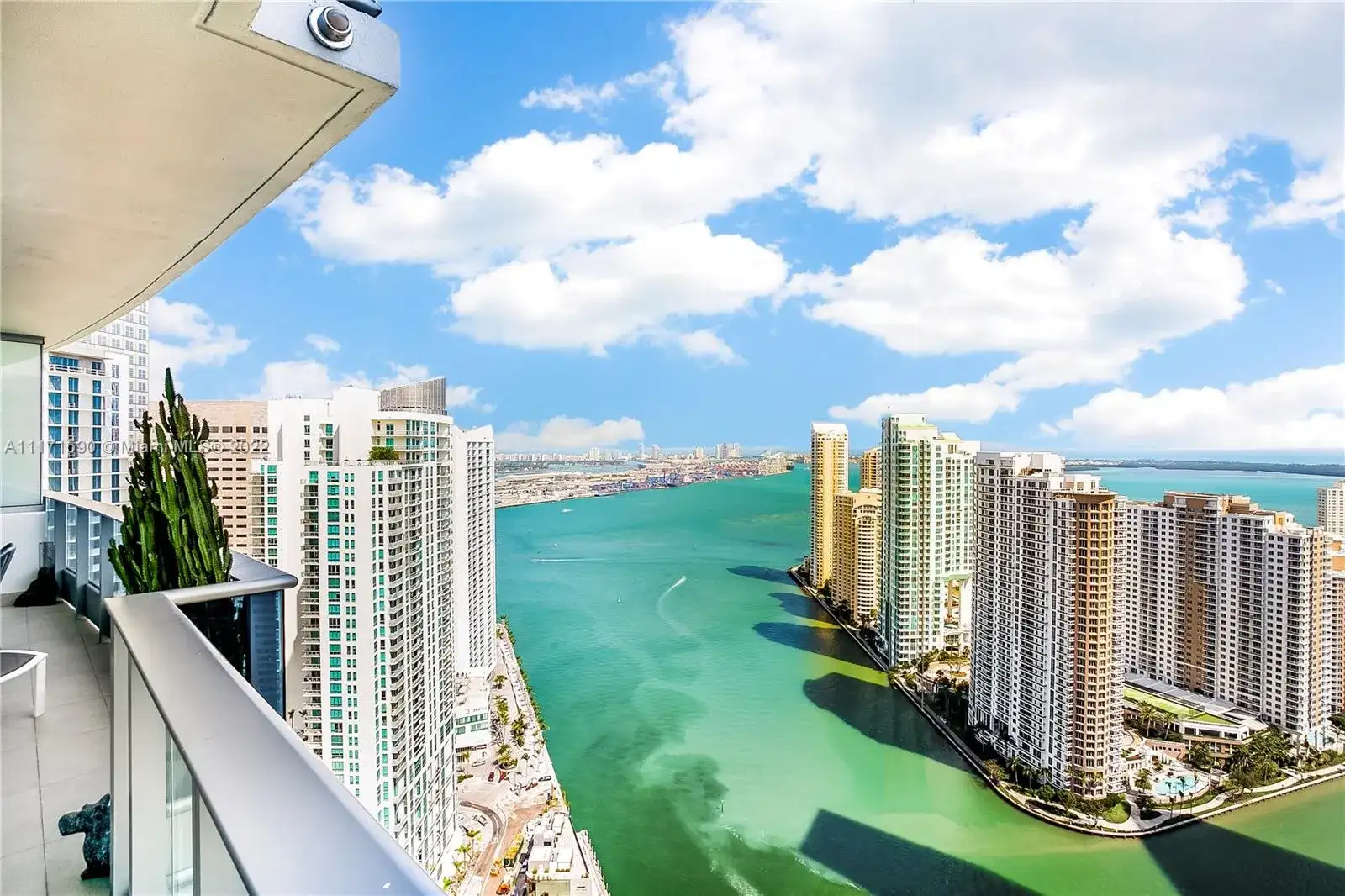 200 Biscayne Boulevard Way # 4307, Miami FL 33131 photo 5