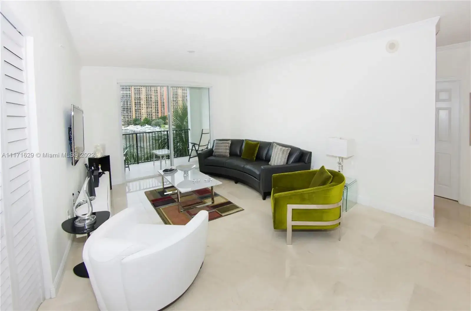 17150 N Bay Rd # 2408, Sunny Isles Beach FL 33160 photo 2