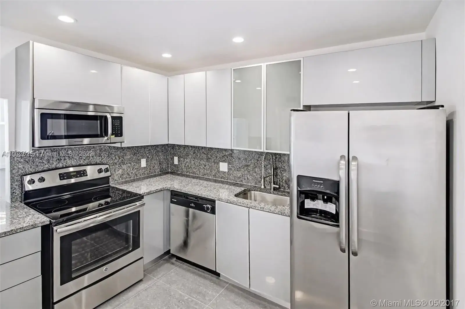 2801 NE 183rd St # 2208W, Aventura FL 33160 photo 4