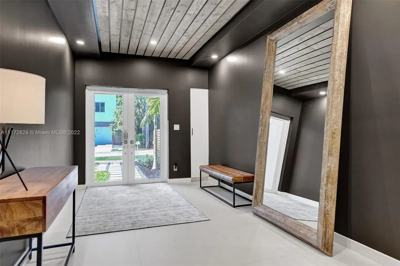 1124 NE 2nd Avenue, Fort Lauderdale FL 33304