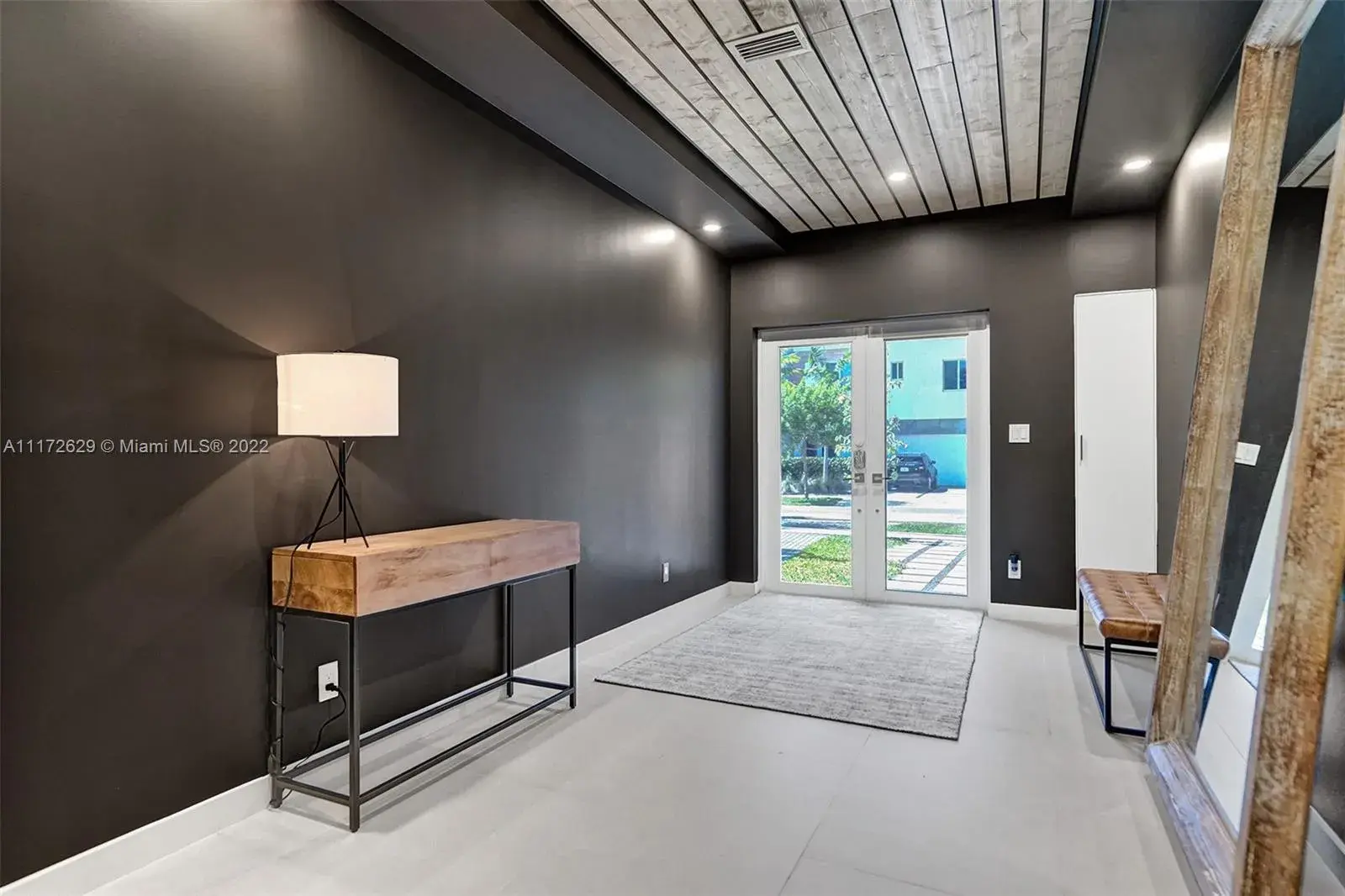 1124 NE 2nd Avenue, Fort Lauderdale FL 33304