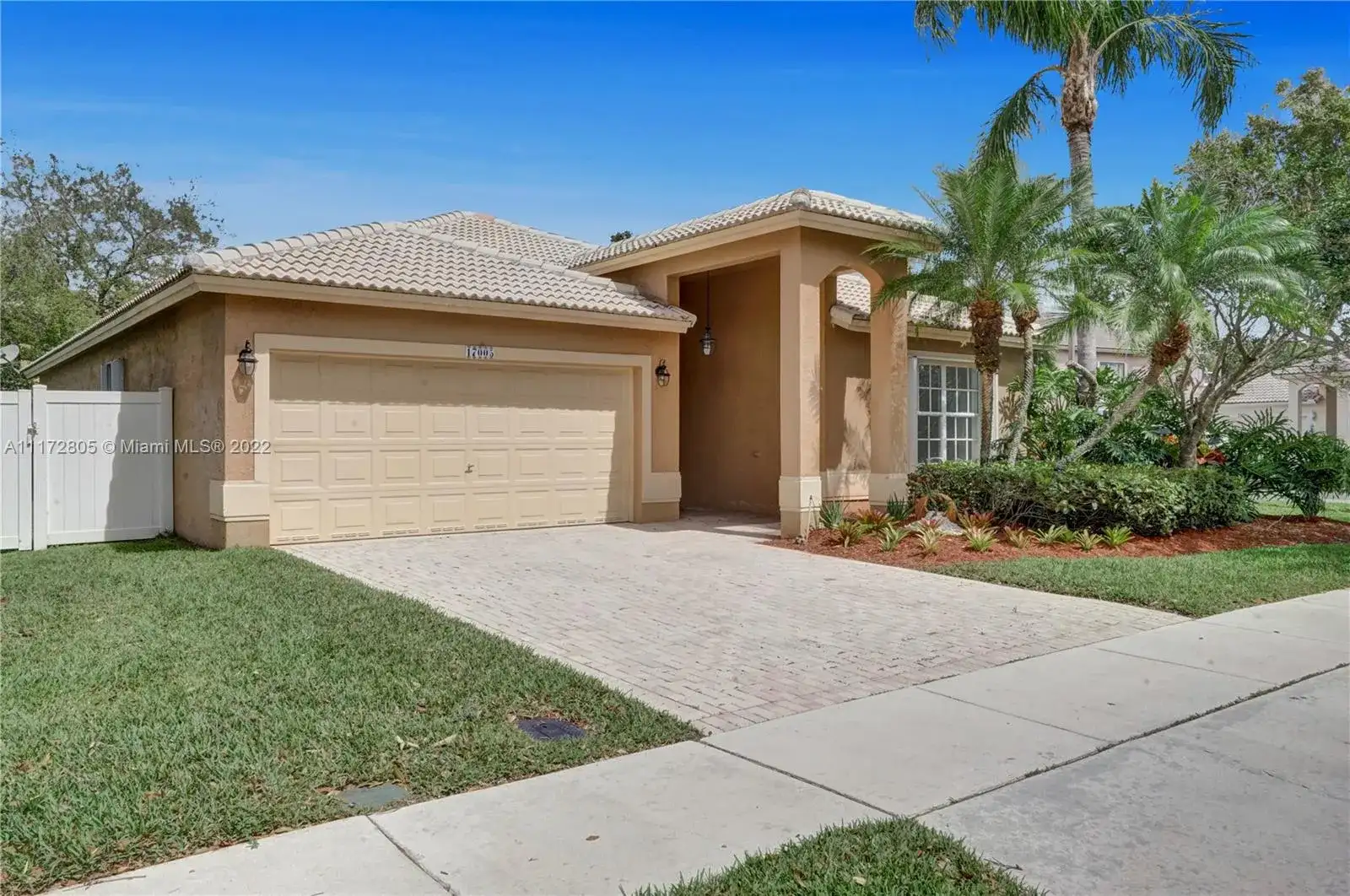 17005 NW 19th Ct, Pembroke Pines FL 33028 photo 3