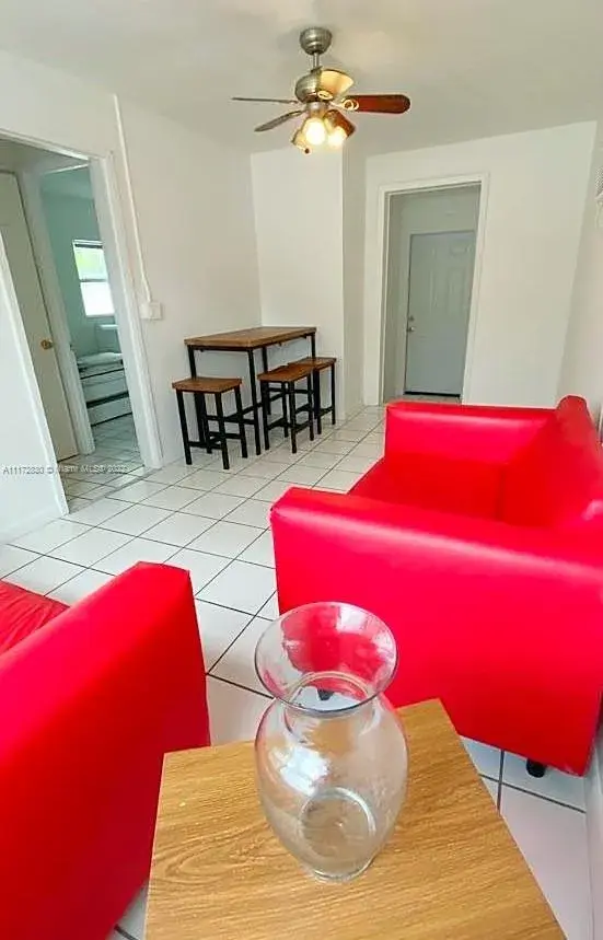 1838 Fillmore St # 3, Hollywood FL 33020
