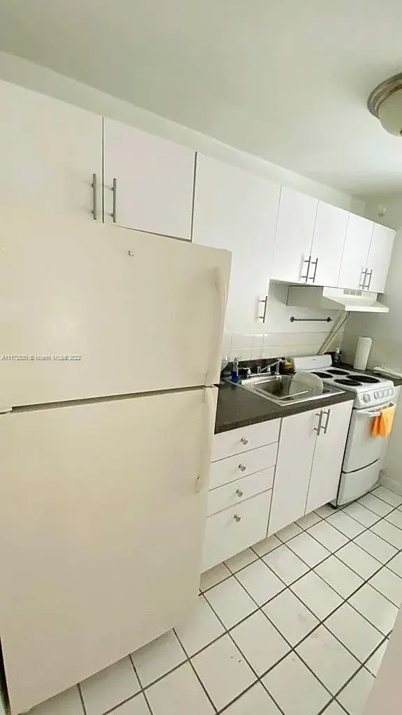 1838 Fillmore St # 3, Hollywood FL 33020