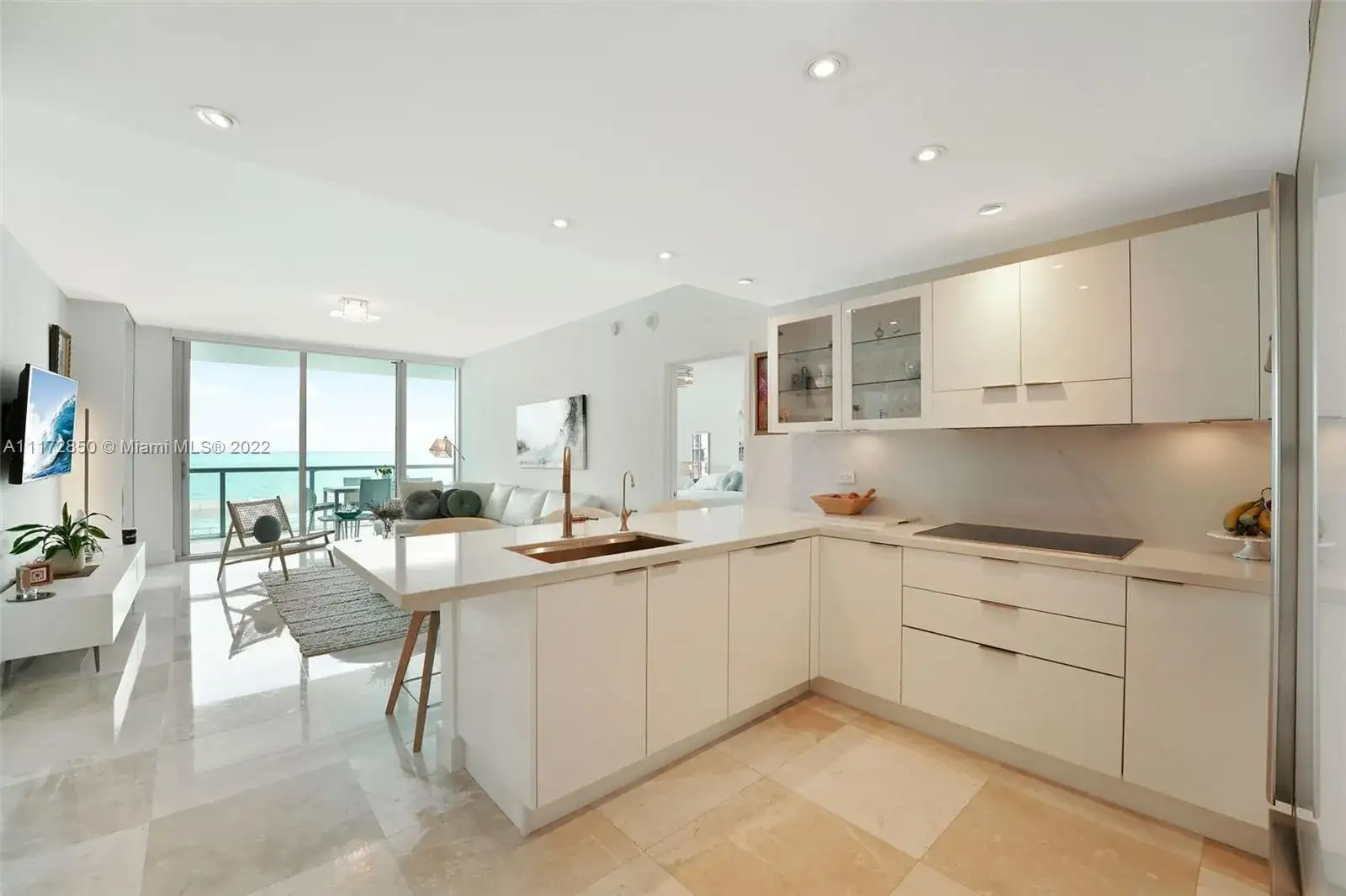 6799 Collins Ave # 804, Miami Beach FL 33141 photo 2