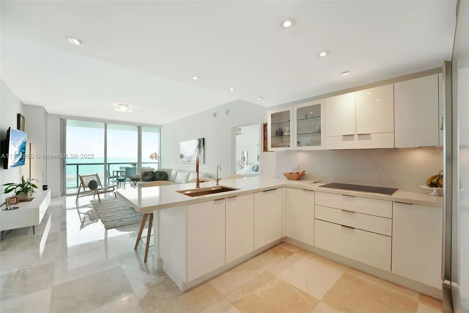 6799 Collins Ave # 804, Miami Beach FL 33141
