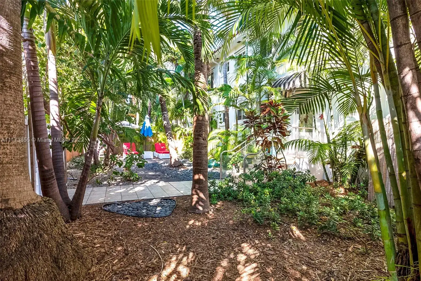 741 6th St, Miami Beach FL 33139 photo 3