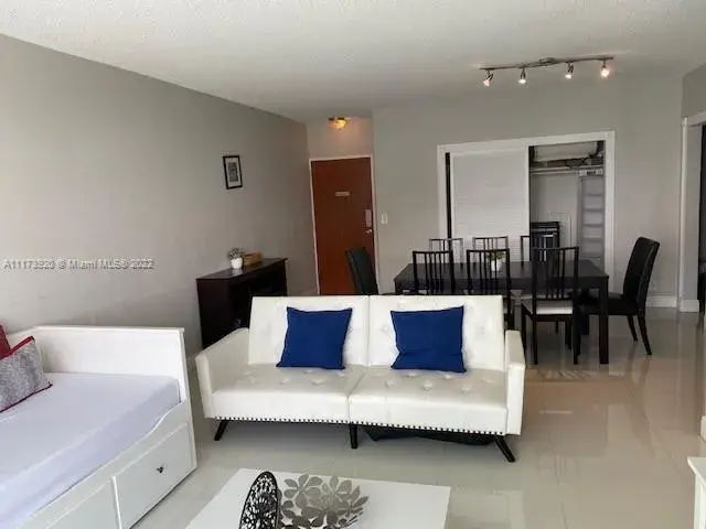 3901 S Ocean Dr # 10Q, Hollywood FL 33019