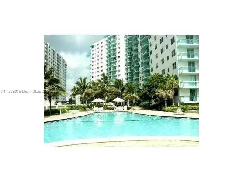 3901 S Ocean Dr # 10Q, Hollywood FL 33019