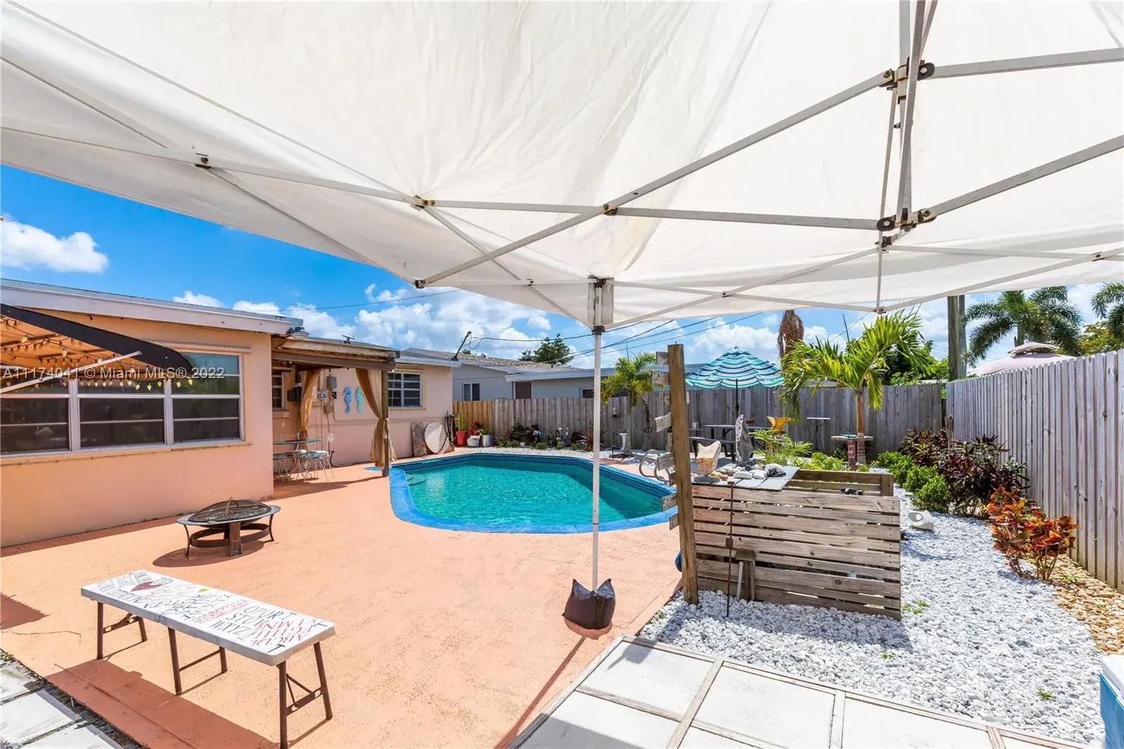 730 N 72nd Ter, Hollywood FL 33024