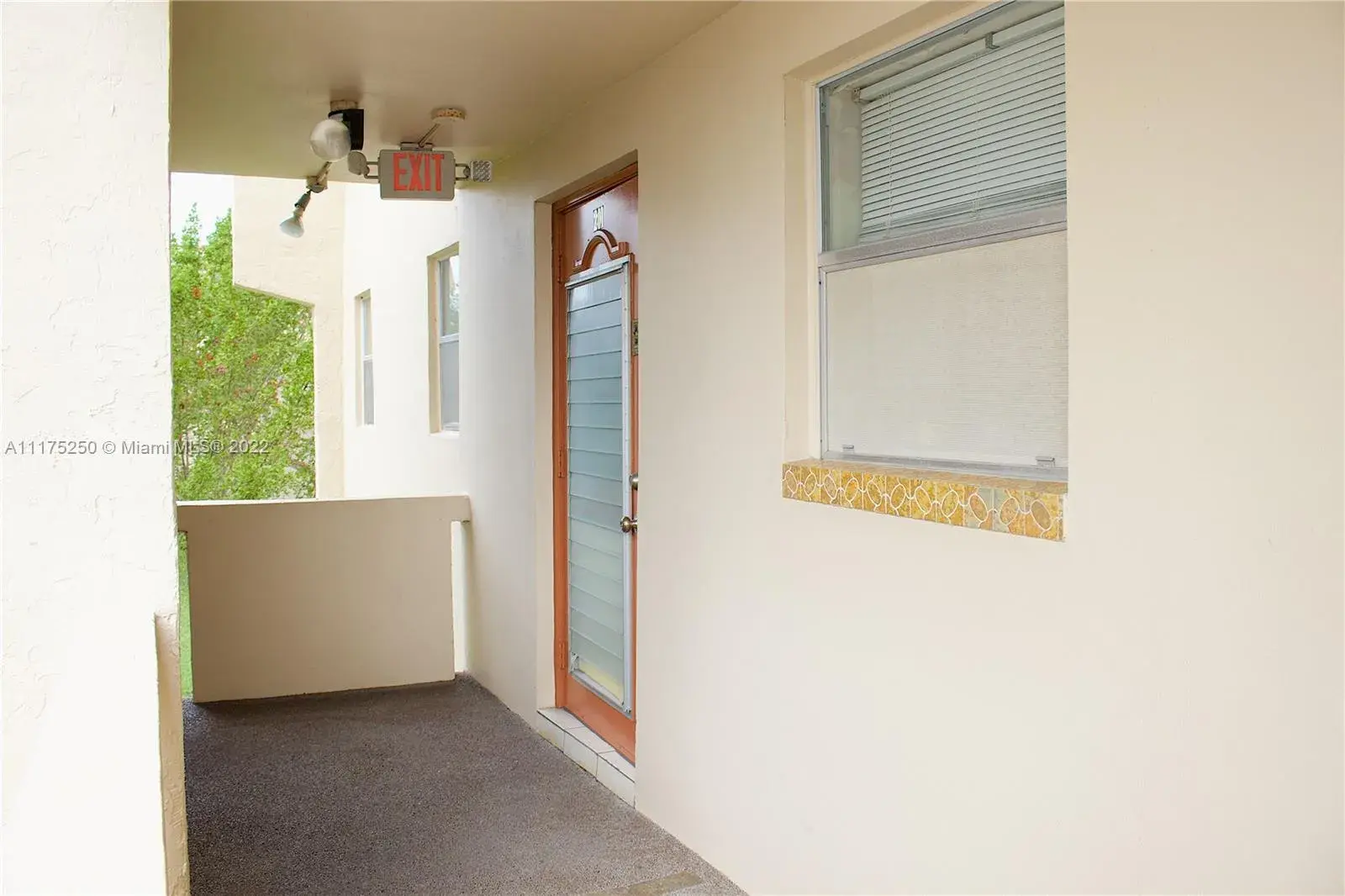7891 N Sunrise Lakes Dr # 201, Sunrise FL 33322