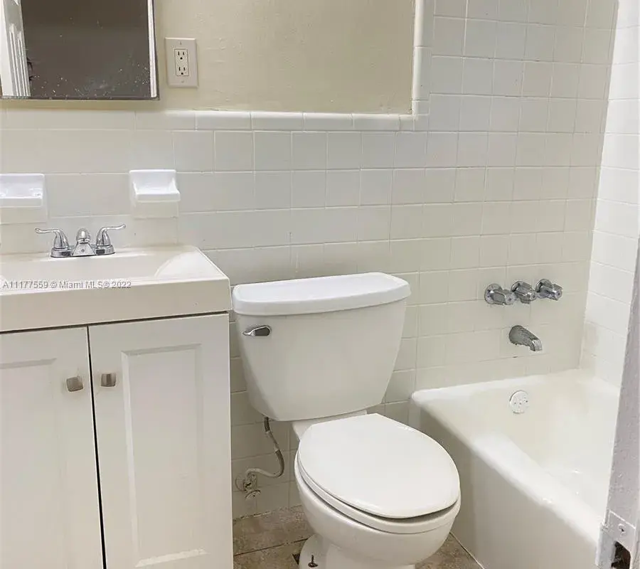 330 SW 19th St # 5, Fort Lauderdale FL 33315