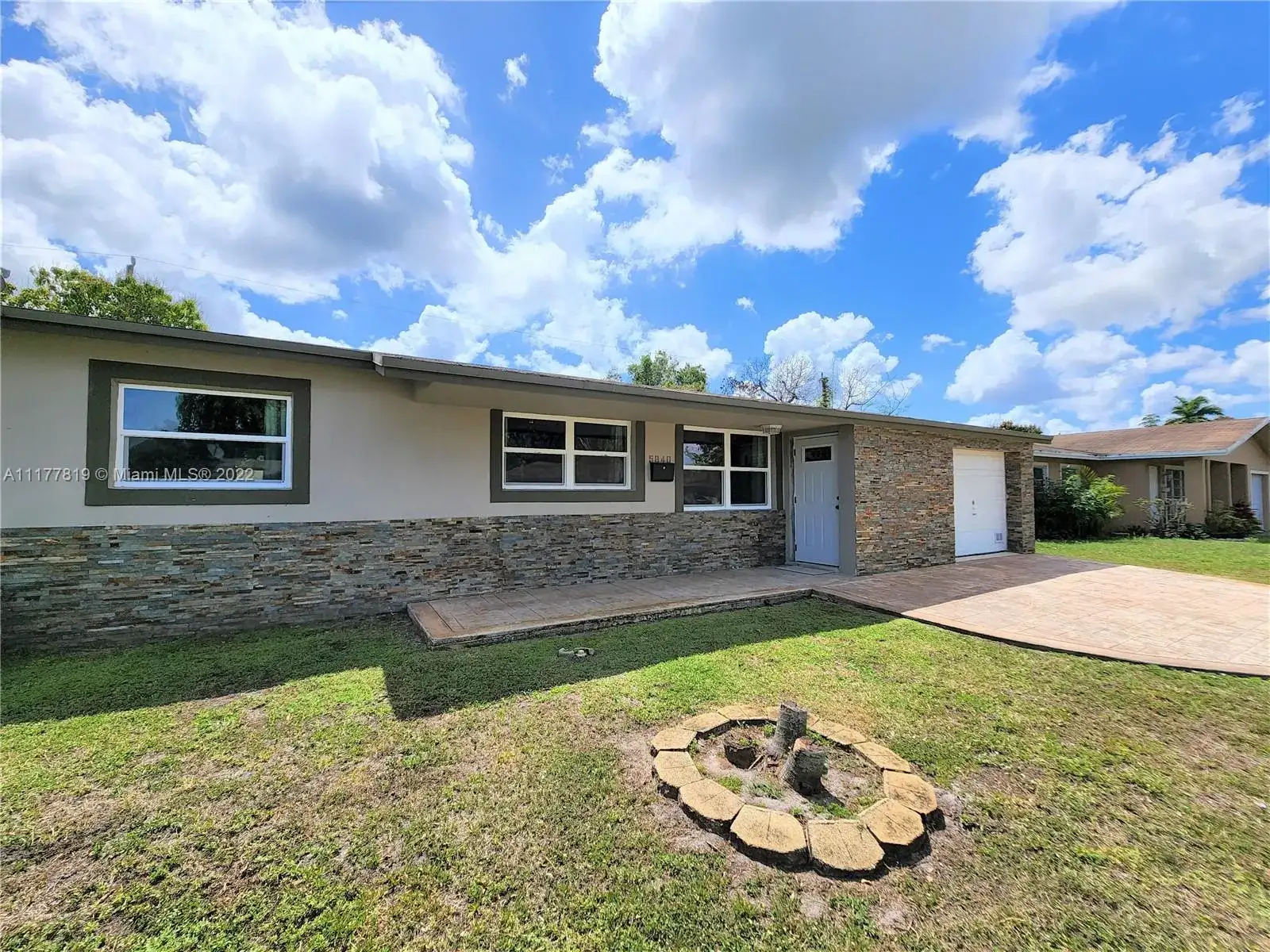 5840 NW 16th St, Sunrise FL 33313 photo 3