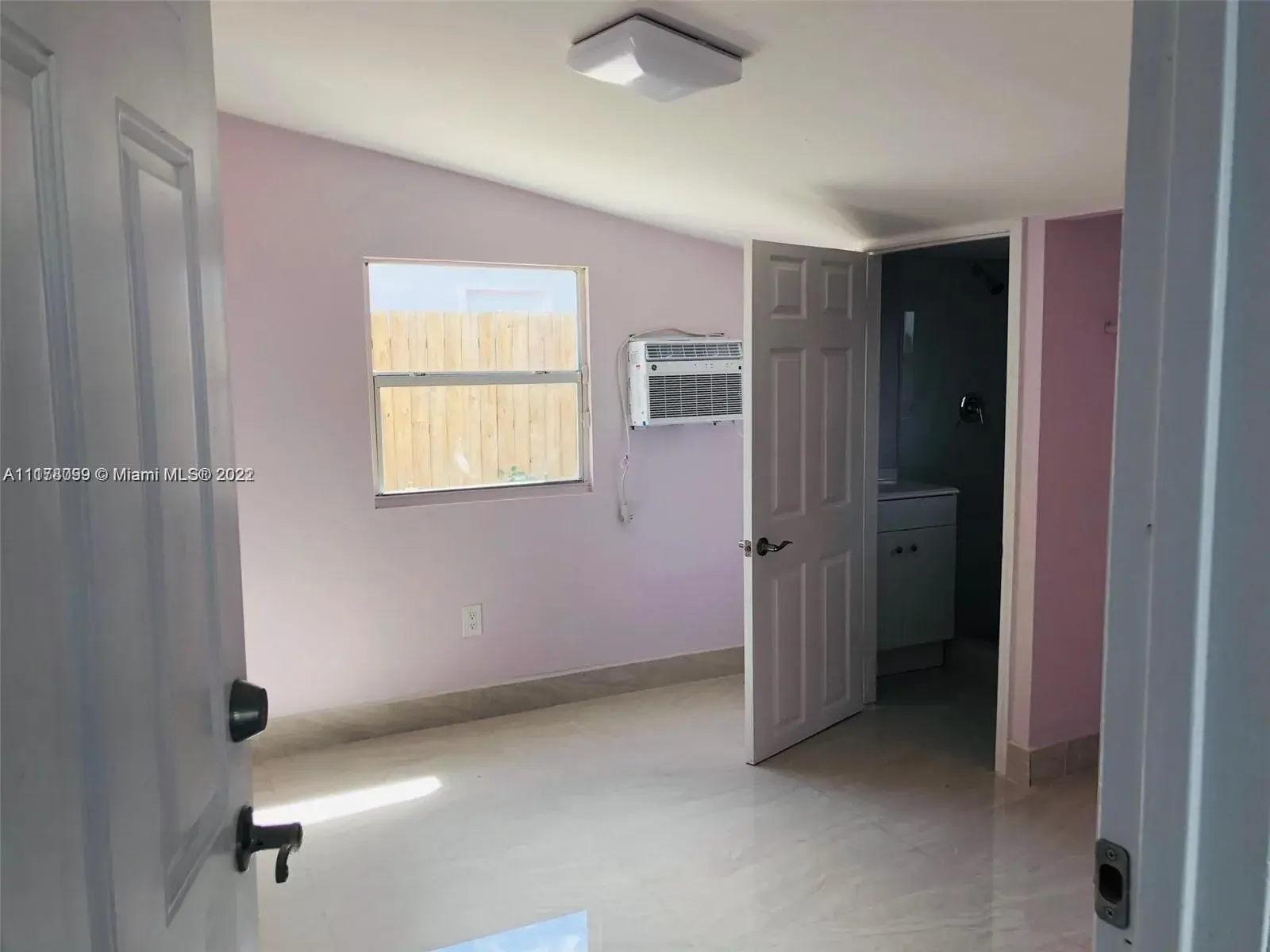 6570 Sheridan St, Hollywood FL 33024