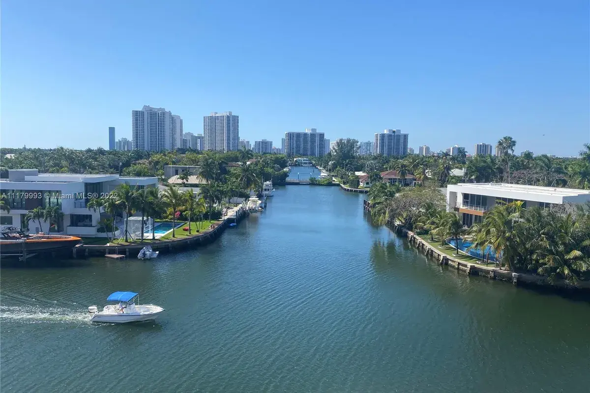 401 Golden Isles Dr # 505, Hallandale Beach FL 33009
