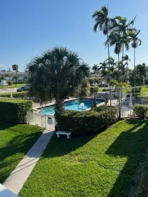 900 Atlantic Shores Blvd # 116, Hallandale Beach FL 33009