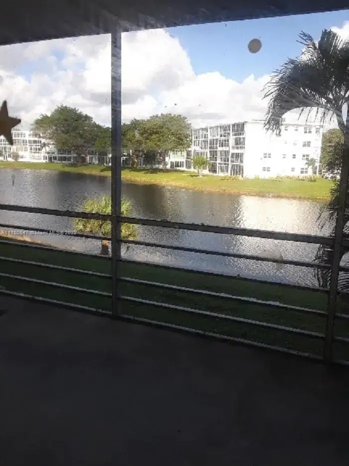 2130 Cambridge F # 2130, Deerfield Beach FL 33442