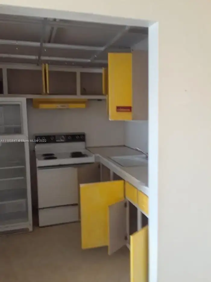 2130 Cambridge F # 2130, Deerfield Beach FL 33442 photo 3