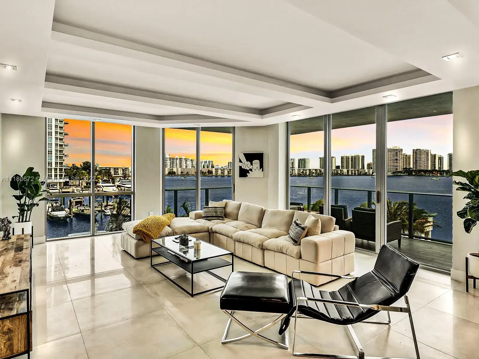 17111 Biscayne Blvd # 309, North Miami Beach FL 33160